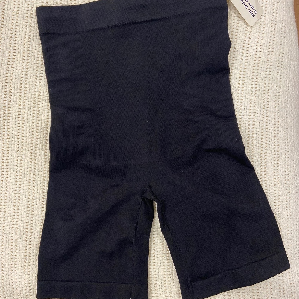 Empetua shaper shorts